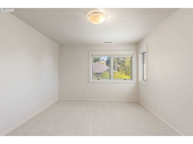 3319 Nw SPENCER St, Portland, OR 97229
