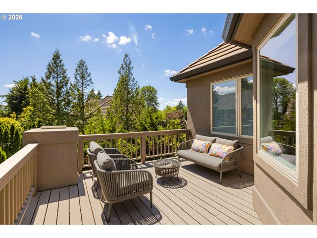 3319 Nw SPENCER St, Portland, OR 97229