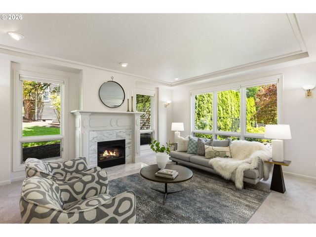 3319 Nw SPENCER St, Portland, OR 97229