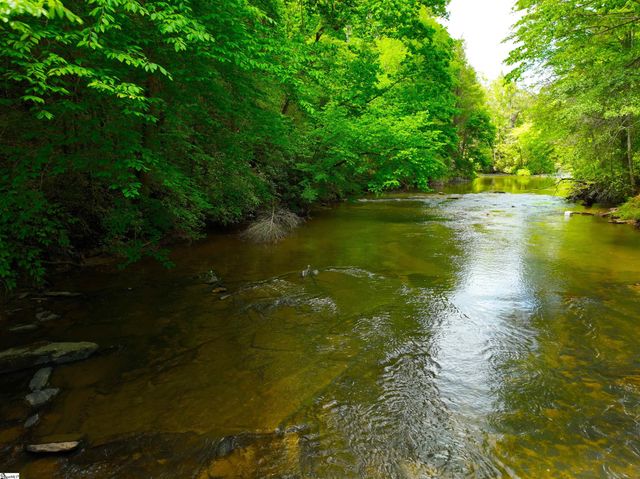 183 Chauga Valley Road, Westminster, SC 29693