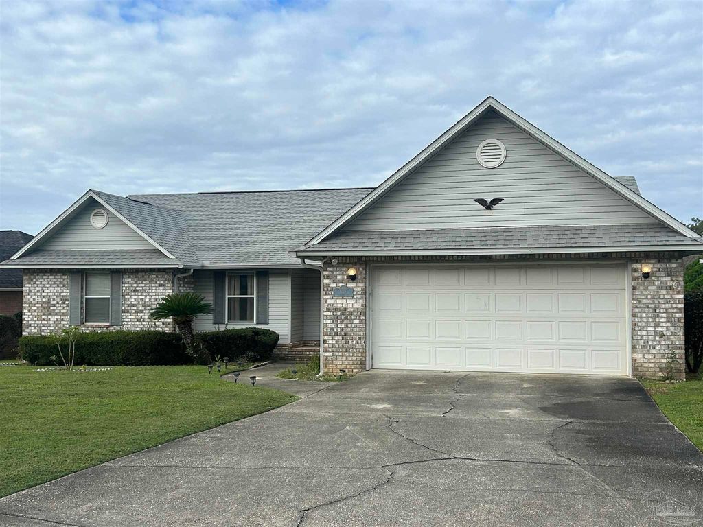 3237 Tallship Ln, Pensacola, FL 32526