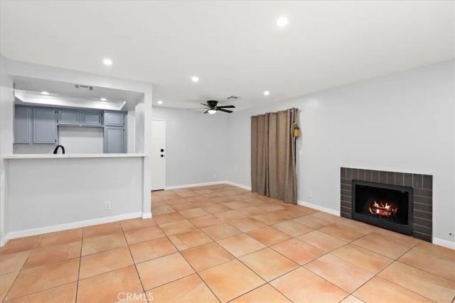 5921 Templeton Street G, Huntington Park, CA 90255