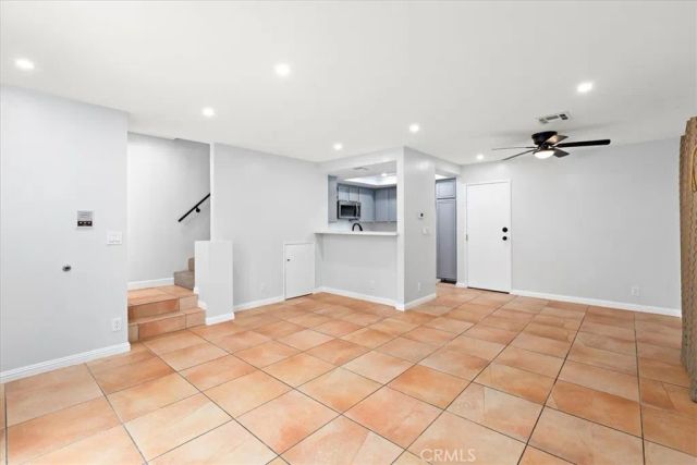 5921 Templeton Street G, Huntington Park, CA 90255