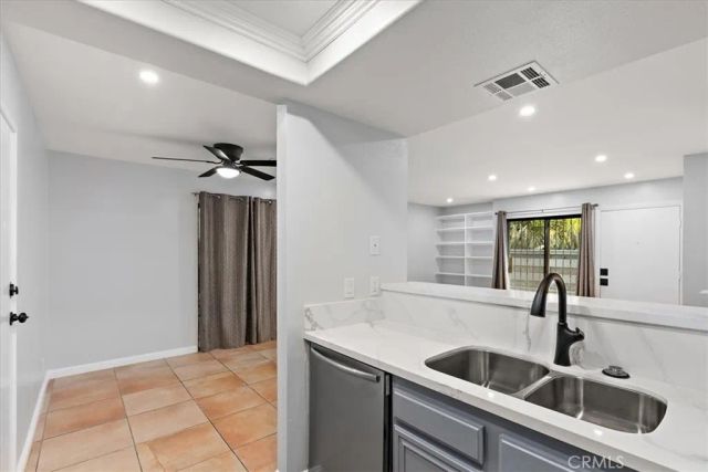 5921 Templeton Street G, Huntington Park, CA 90255