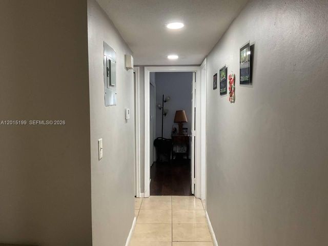 3090 Coral Springs Dr 4, Coral Springs, FL 33065