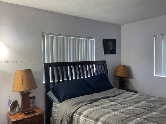 3090 Coral Springs Dr 4, Coral Springs, FL 33065