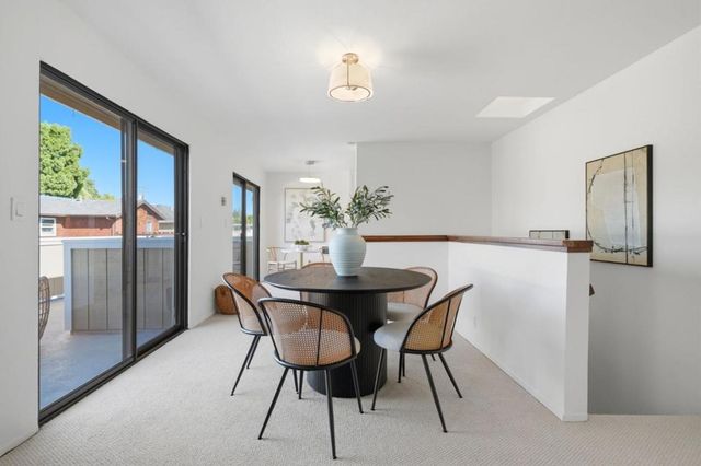 570 Vista Avenue, Palo Alto, CA 94306