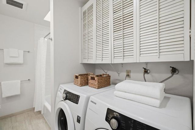 570 Vista Avenue, Palo Alto, CA 94306