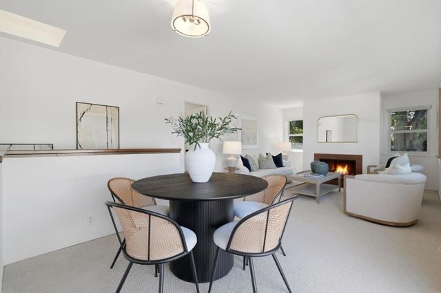 570 Vista Avenue, Palo Alto, CA 94306