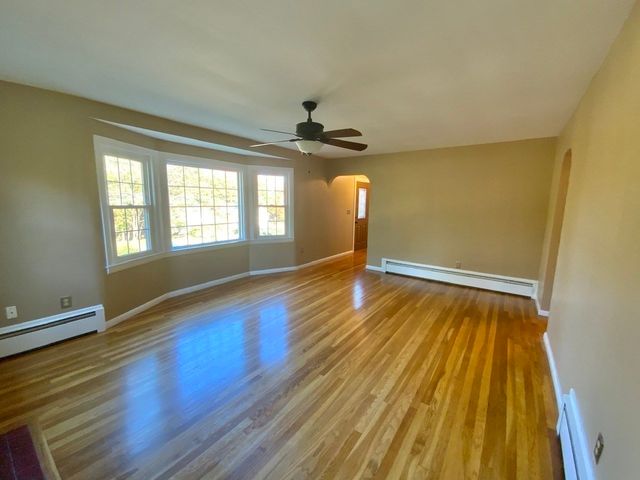143 Highland St, Lunenburg, MA 01462