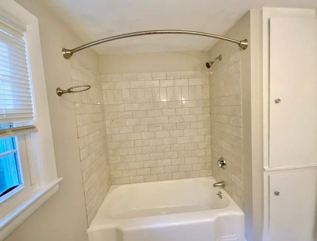 143 Highland St, Lunenburg, MA 01462