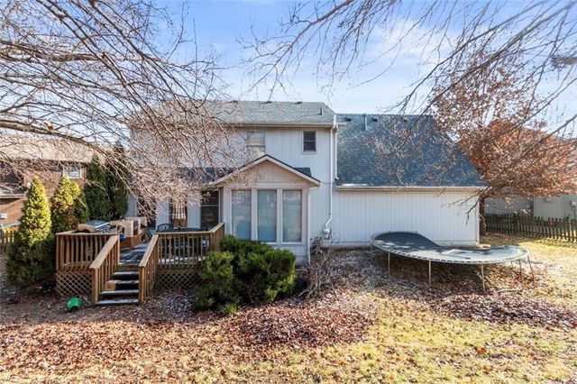 904 Paw Paw Lane, Liberty, MO 64068