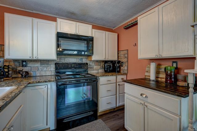 2 Grachen Drive, Madison, NH 03849