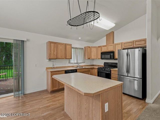 6395 S Settlers Bay Drive, Wasilla, AK 99623