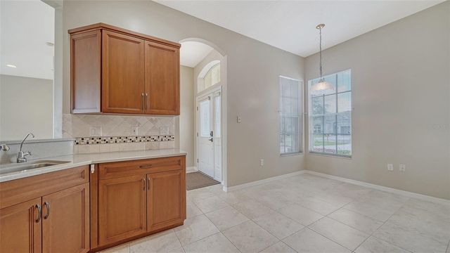 5939 SANDSTONE AVENUE, Sarasota, FL 34243