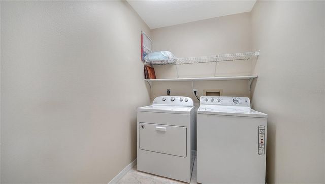 5939 SANDSTONE AVENUE, Sarasota, FL 34243