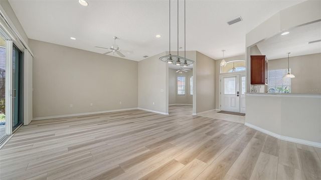 5939 SANDSTONE AVENUE, Sarasota, FL 34243