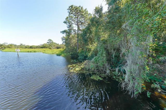 5939 SANDSTONE AVENUE, Sarasota, FL 34243