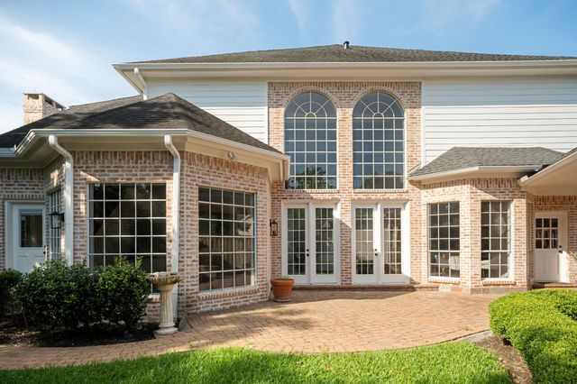 93 Greensward Lane, Sugar Land, TX 77479