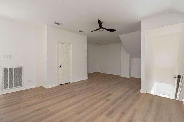 93 Greensward Lane, Sugar Land, TX 77479