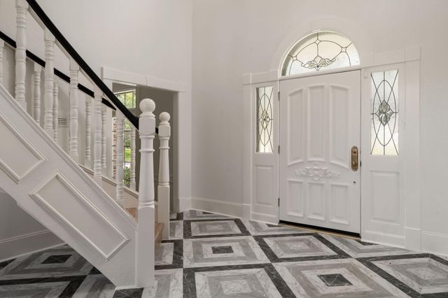 93 Greensward Lane, Sugar Land, TX 77479