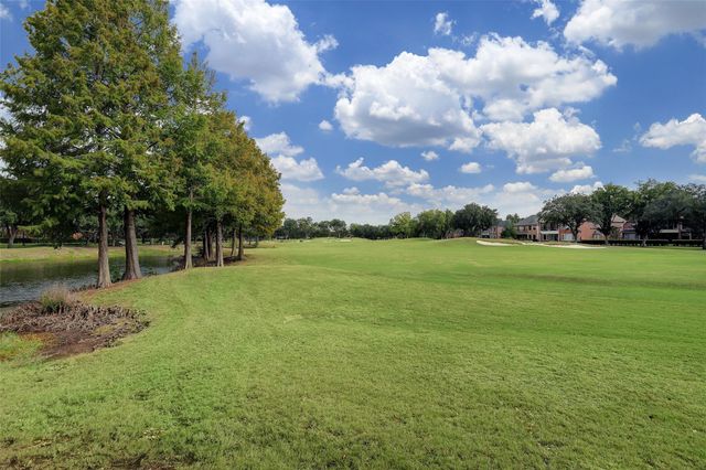 93 Greensward Lane, Sugar Land, TX 77479