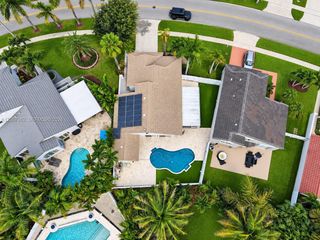 17542 NW 12th Street, Pembroke Pines, FL 33029