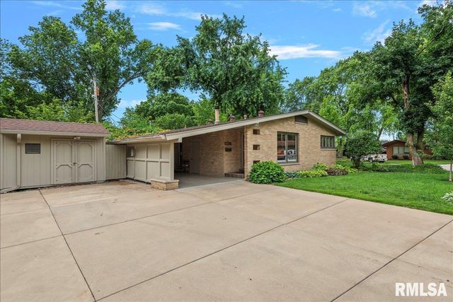 45 Lambert Lane, Springfield, IL 62704