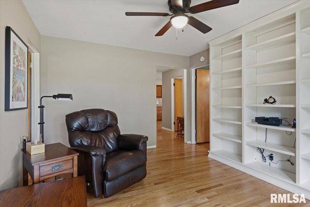 45 Lambert Lane, Springfield, IL 62704