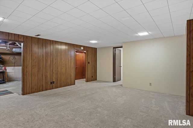 45 Lambert Lane, Springfield, IL 62704