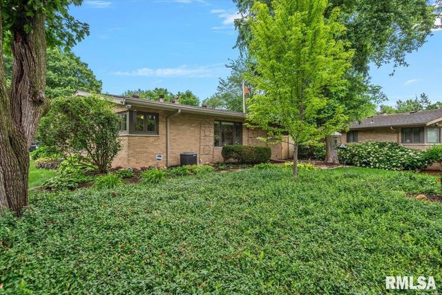 45 Lambert Lane, Springfield, IL 62704