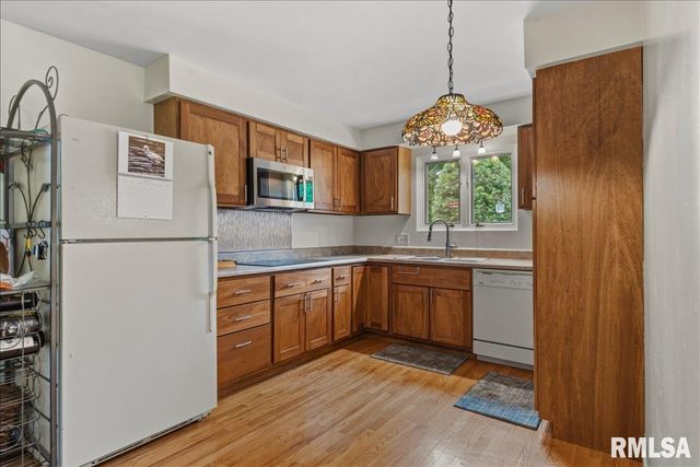 45 Lambert Lane, Springfield, IL 62704