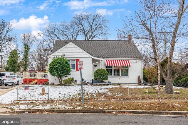 5401 KENMONT RD, Oxon Hill, MD 20745