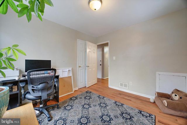 5401 KENMONT RD, Oxon Hill, MD 20745