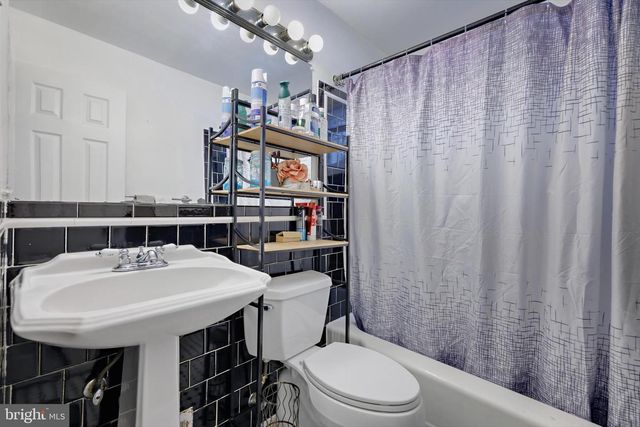 5401 KENMONT RD, Oxon Hill, MD 20745