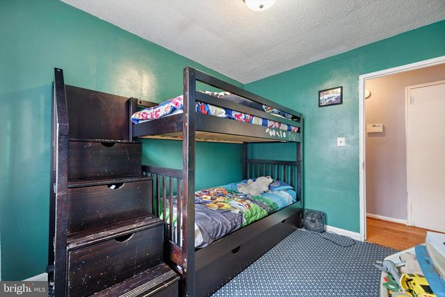 5401 KENMONT RD, Oxon Hill, MD 20745