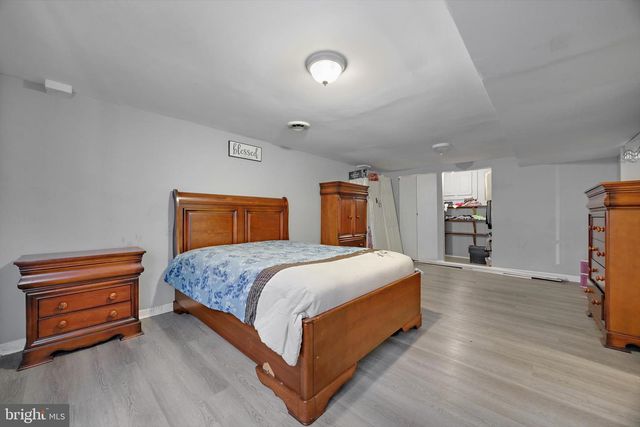 5401 KENMONT RD, Oxon Hill, MD 20745