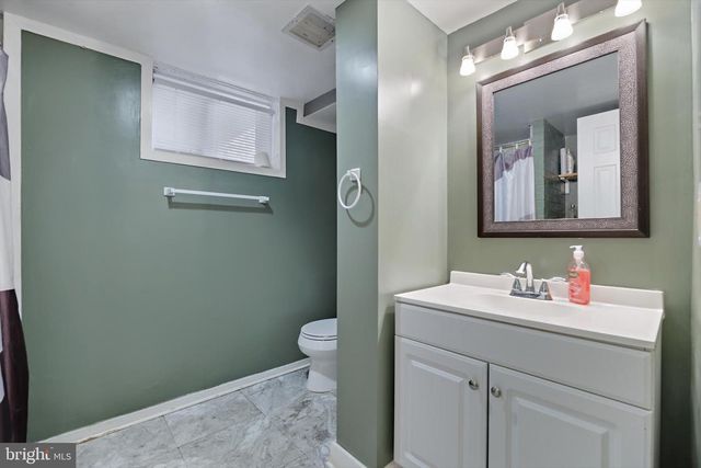 5401 KENMONT RD, Oxon Hill, MD 20745