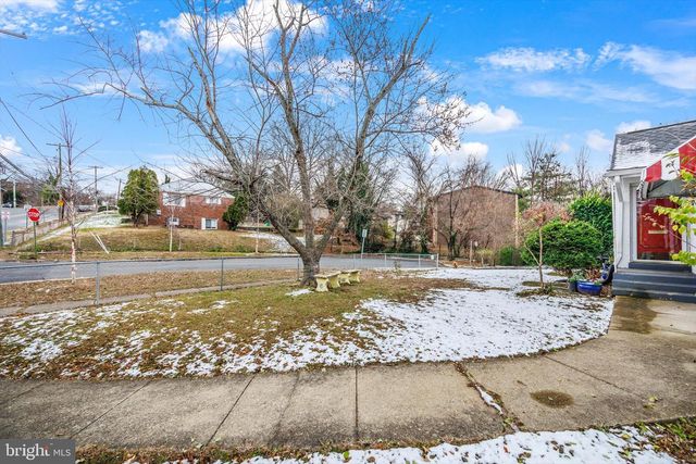 5401 KENMONT RD, Oxon Hill, MD 20745