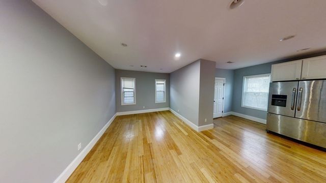 722 Saratoga St 3, Boston, MA 02128