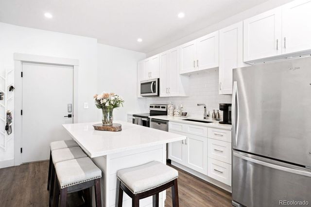 1590 Ingalls Street 303, Lakewood, CO 80214