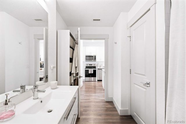 1590 Ingalls Street 303, Lakewood, CO 80214