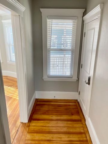 1 Ropes St. 2, Salem, MA 01970