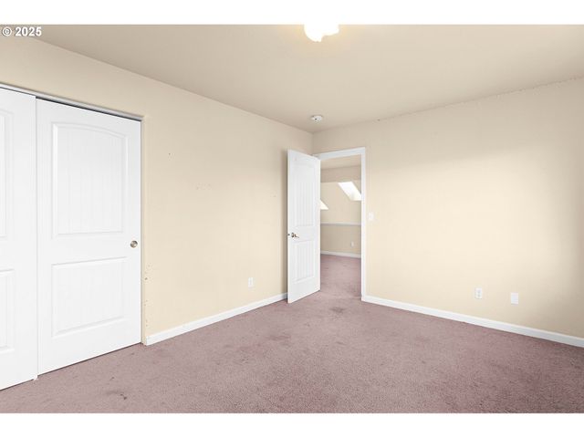 4467 MELODY Ln, Roseburg, OR 97471