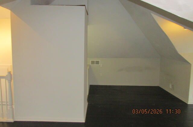 231 E 16th Street, Holland City, MI 49423