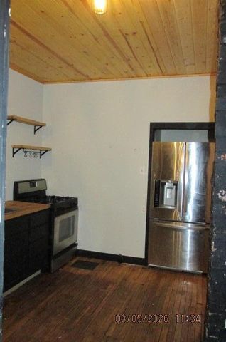 231 E 16th Street, Holland City, MI 49423