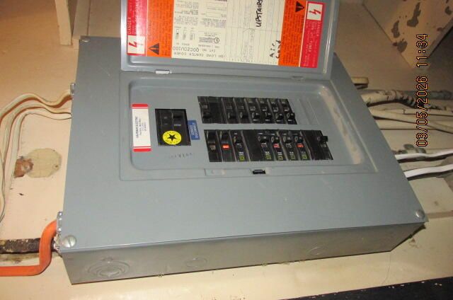 231 E 16th Street, Holland City, MI 49423