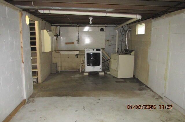 231 E 16th Street, Holland City, MI 49423