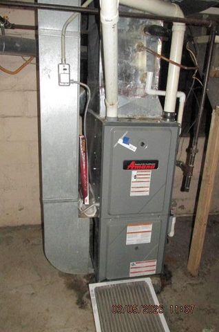 231 E 16th Street, Holland City, MI 49423