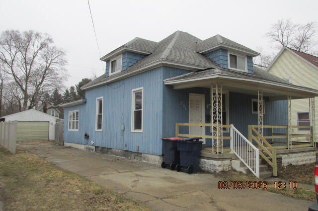 231 E 16th Street, Holland City, MI 49423